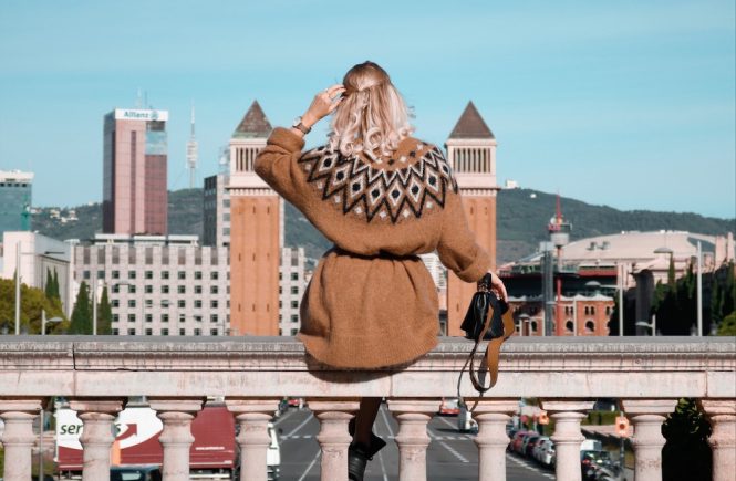 Placa Espanya Barcelona,Aussicht Barcelona, Norweger Pulli H&M